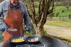 Cuisine au brasero plancha